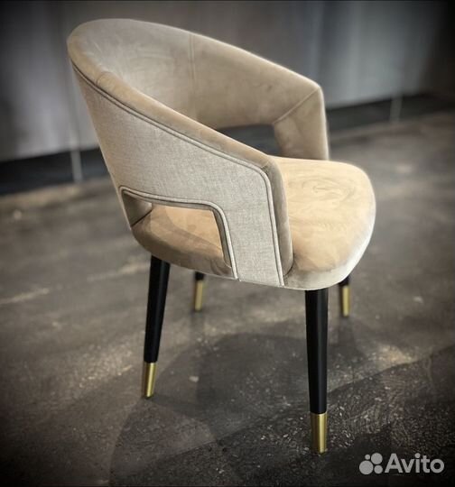 Стул кухонный