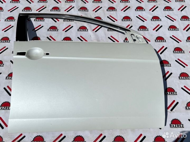 Дверь передняя правая mitsubishi lancer 10