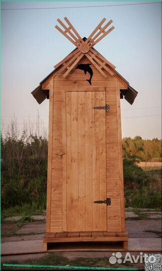 Дачный туалет деревянный