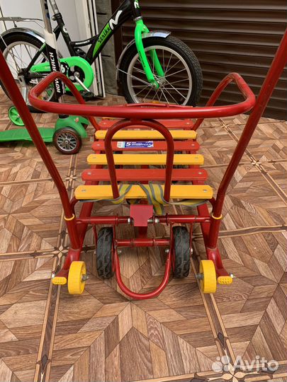 Детские велосипед, санки, самокат