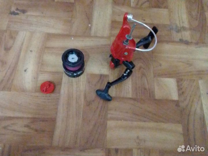 Катушка спининговая