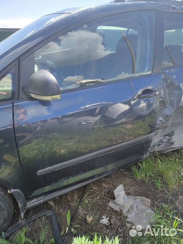 Дверь передняя левая Volkswagen Golf Plus