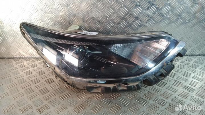 Б/У Б/У Фара правая Из Кореи. 92102L1000