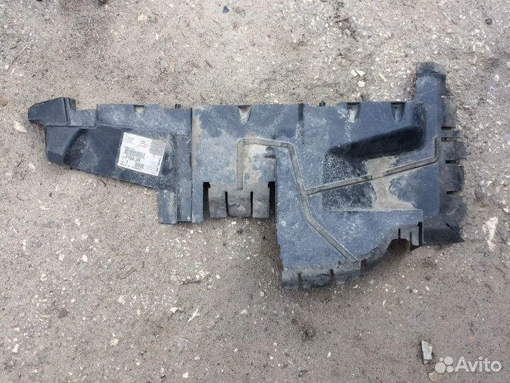 Воздуховод радиатора левый peugeot 3008