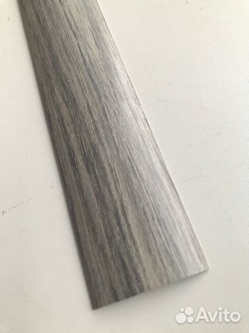 Порог алюминиевый серый, новый 90 см х 4см