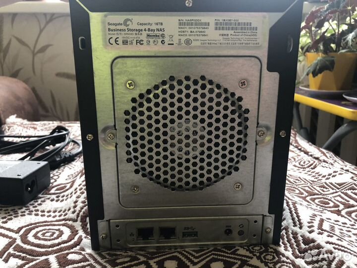 NAS-сервер Seagate Business Storage 4-bay