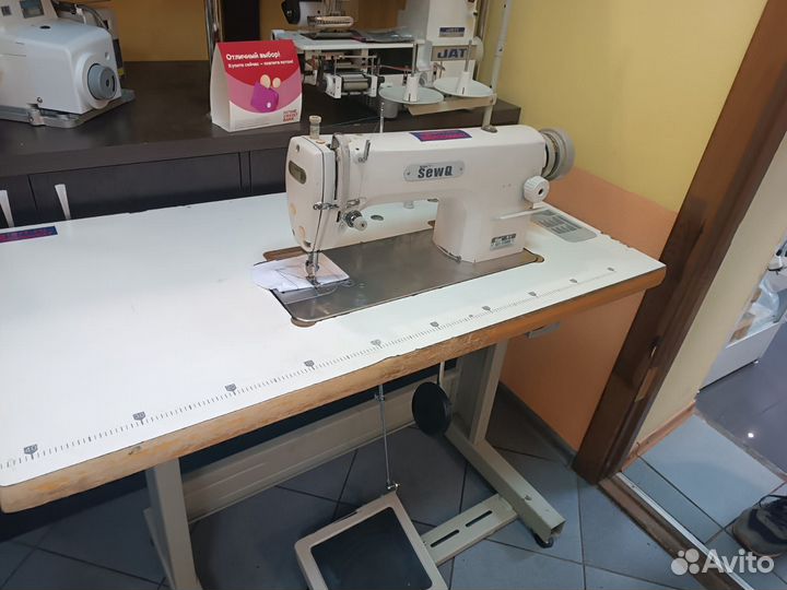 Прямострочная машина Sewq