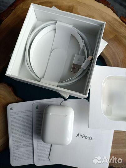 Airpods (original), Airpods 2 (original)