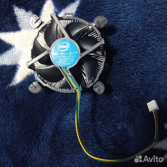 Боксовый кулер Intel