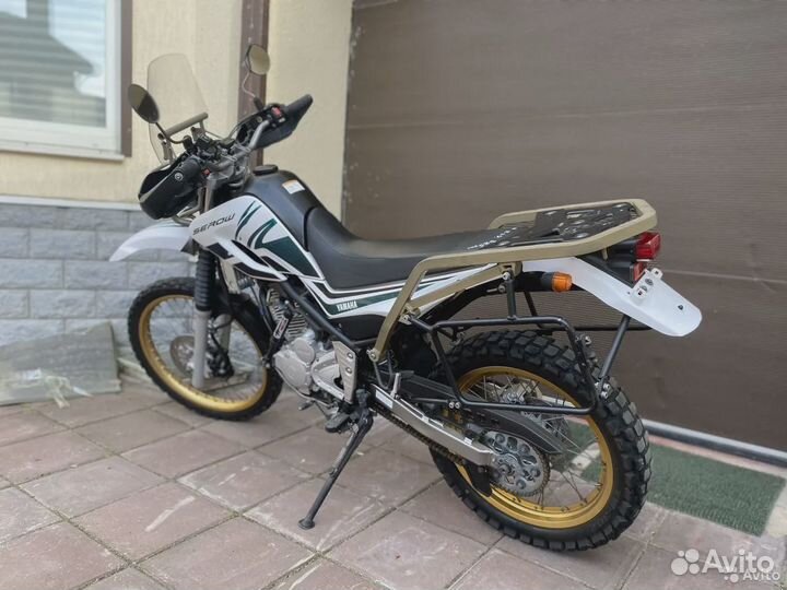 Yamaha XT250 Touring Serow