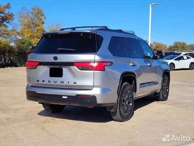 Toyota Sequoia 3.5 AT, 2024, 30 км