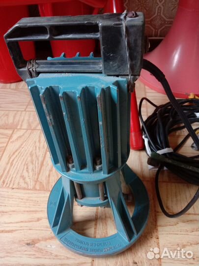 Опрыскиватель садовый электрический СССР