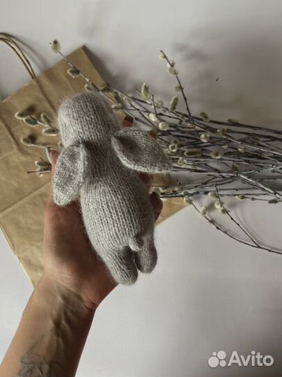 Спящий зайка кролик реалистичная игрушка