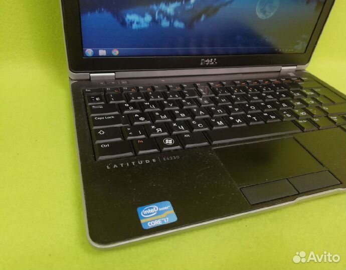 Dell ноутбук Core i7/12.5 матовый/8 ram/SSD 180