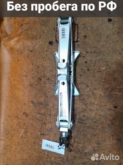 Домкрат Toyota Allex NZE121