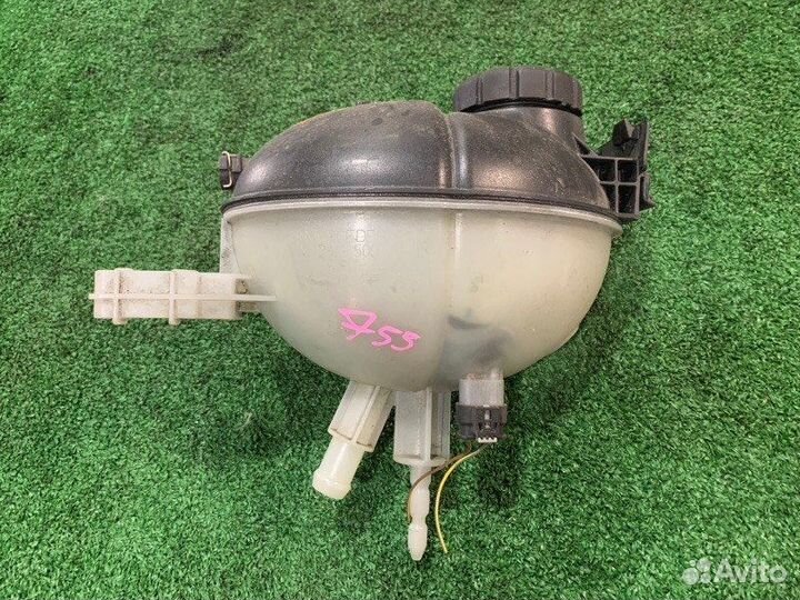 Бачок расширительный Mercedes-Benz C-Class W204