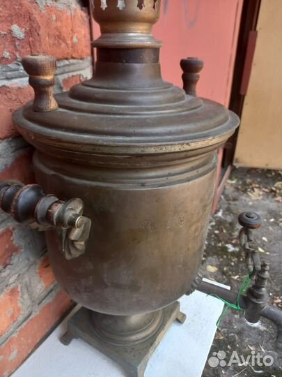 Продаю тульский царский самовар Баташев