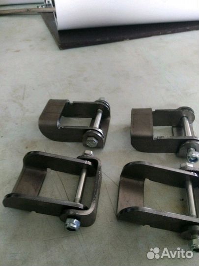 Петли бортов прицепа