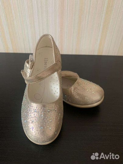 Туфли для девочки