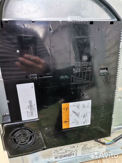 Индукционная варочная панель хотпоинт Аристон