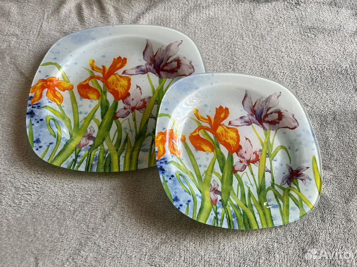 Набор тарелок новый