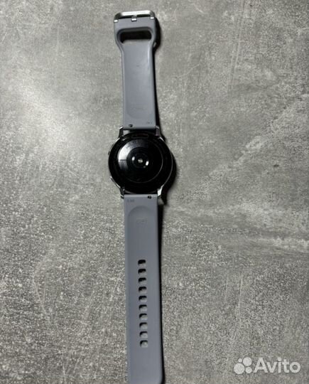 Часы samsung galaxy watch active 2