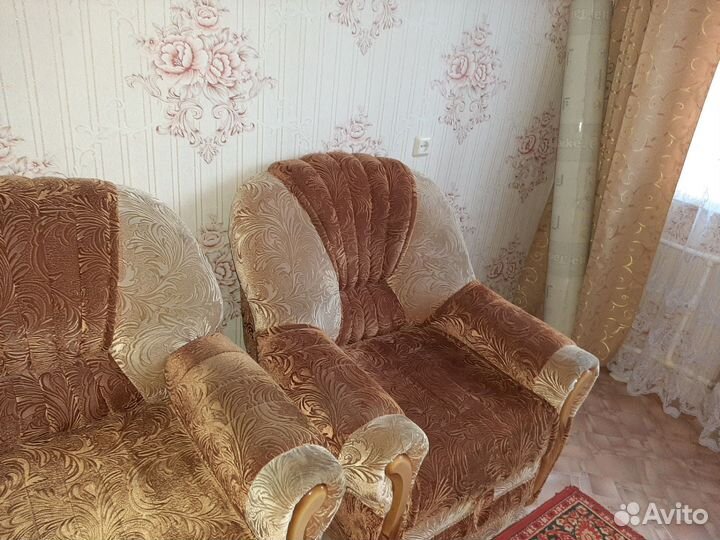 Диван спальный бу с креслом