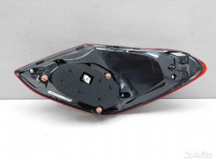 Фонарь задний левый Mercedes-Benz C-Class