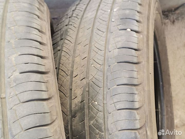 Michelin Latitude Tour HP 215/70 R16 100H