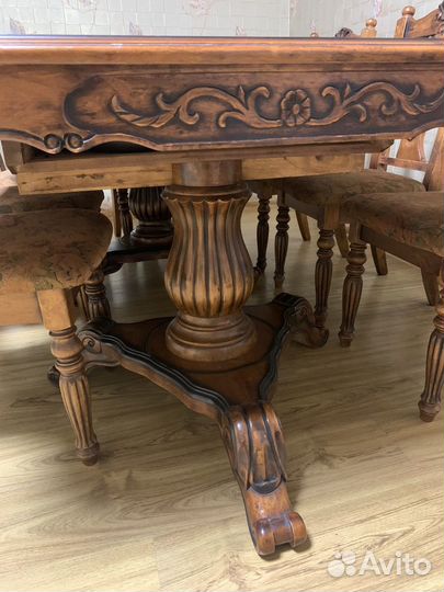 Обеденный стол и 8 стульев яИндонезия