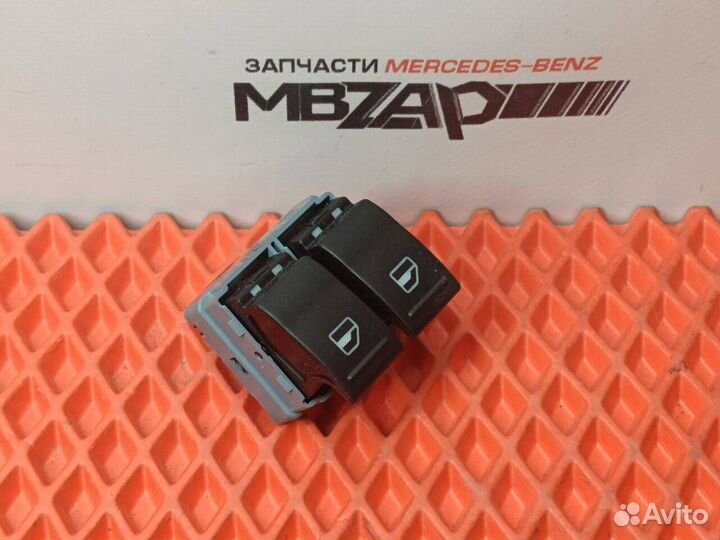 Кнопка стеклоподъемника VW Transporter T5 T6