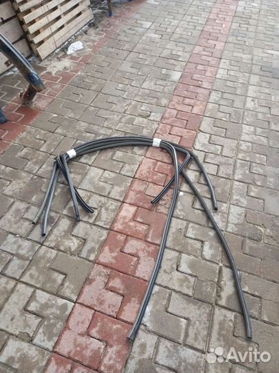 Mitsubishi l200 4 уплотнитель дверного проема