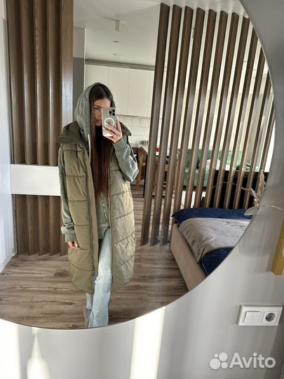 Пуховик жилетка женский H&M