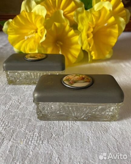 Антикварные шкатулки