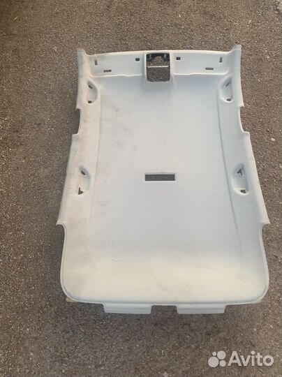 Обшивка потолка Volkswagen Tiguan