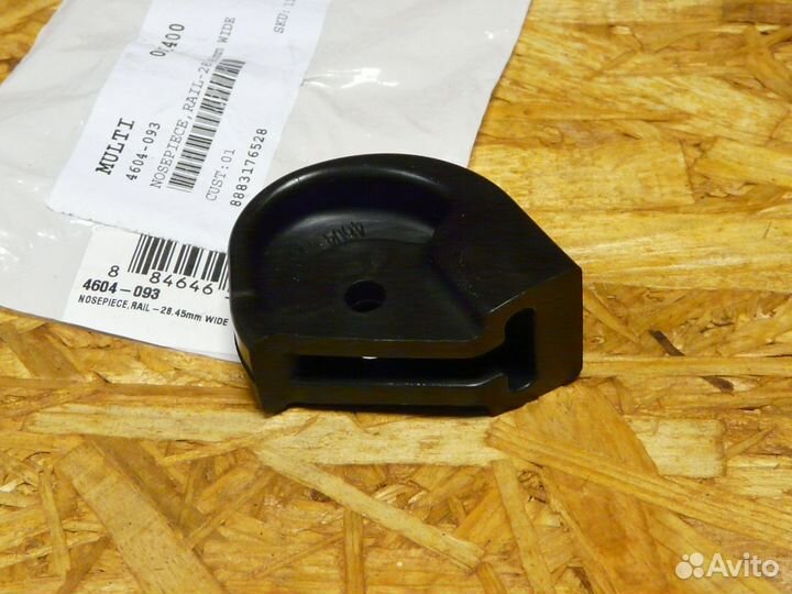 Заглушка направляющей склизы Arctic-Cat 4604-093