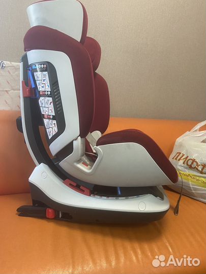 Автокресло chicco