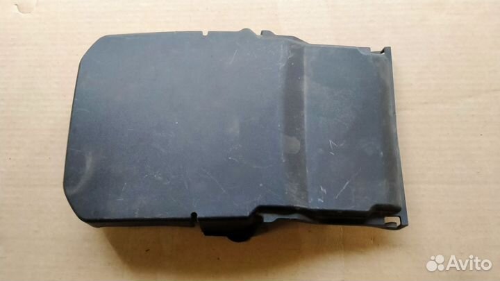 Крышка аккумулятора Ford