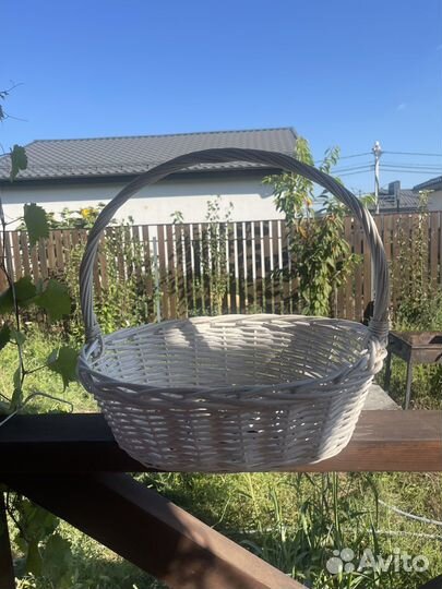 Корзина плетеная