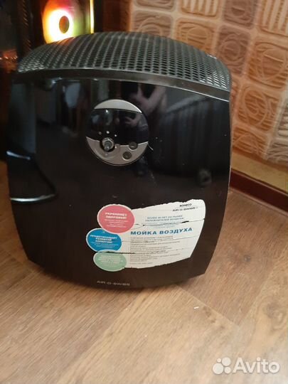 Очиститель и увлажнитель воздуха