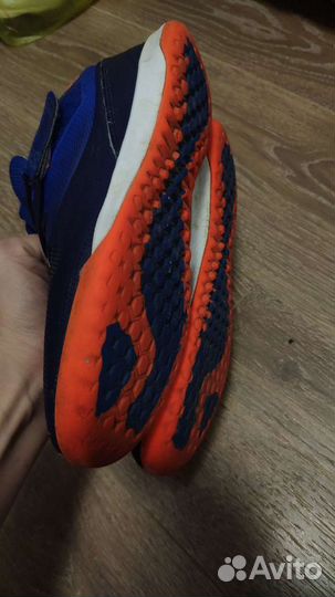 Кроссовки для футбола