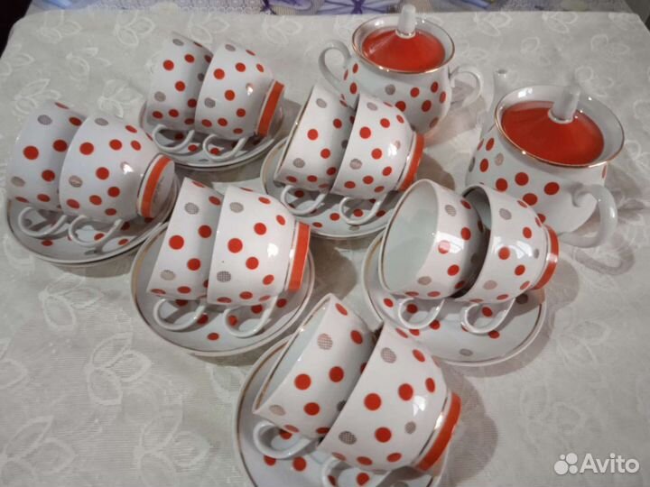 Чайный сервиз на 12 персон Дружковский фарфоровый