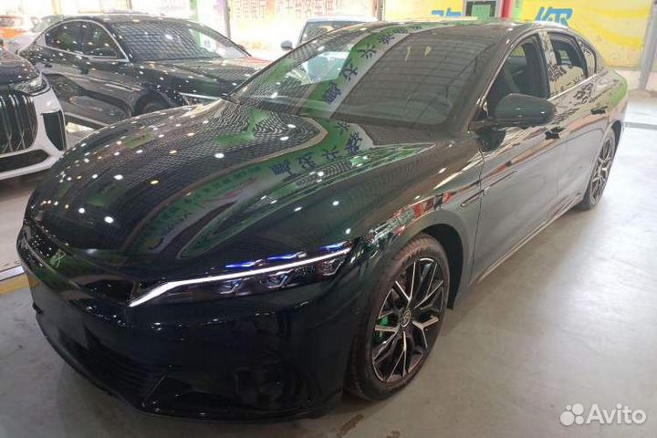 BYD Han EV 517 л.с. AT, 2022, 1 000 км