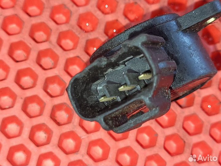 Датчик положения заслонки Toyota Camry E-SV40 3S-F