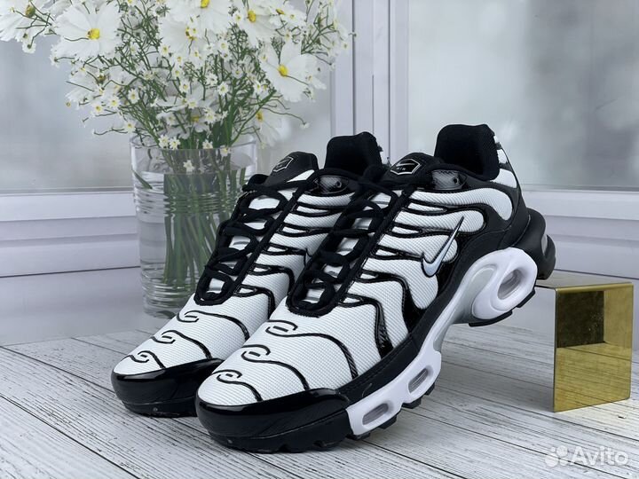 Кроссовки nike air max tn plus