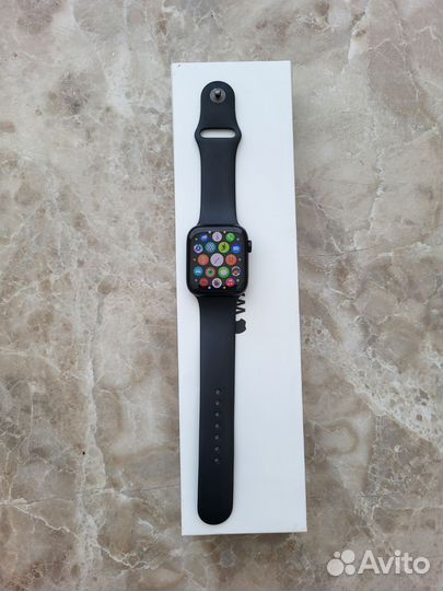 Часы apple watch se 2 2023