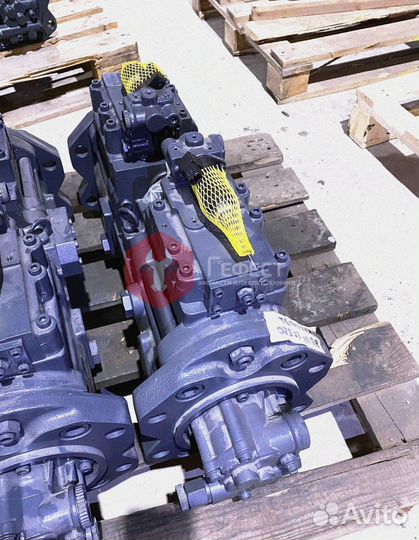 Основной насос Volvo 14571504 K5V140DT