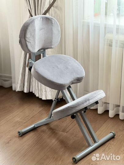 Коленный стул со спинкой