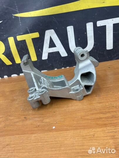 Кронштейн генератора Kia Sportage 5 G4KN 2021-2023