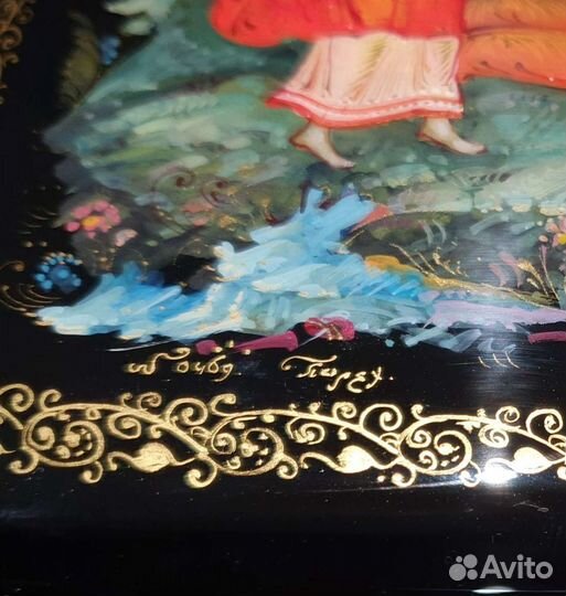 Лак Палех Шкатулка Золото Эротика